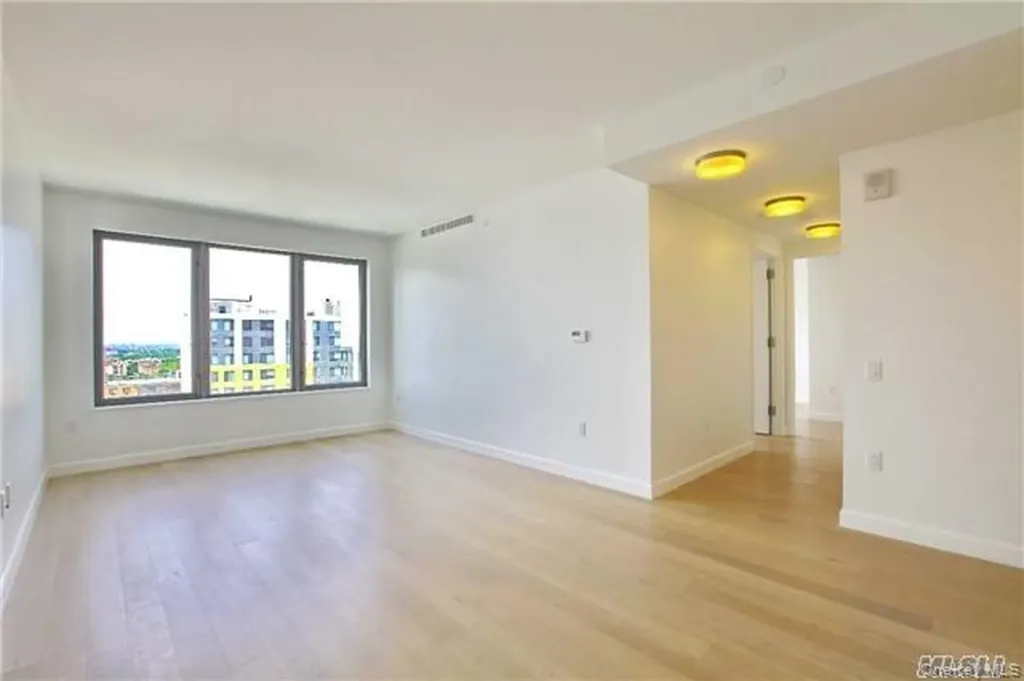 13835 39th Avenue Flushing NY 11354