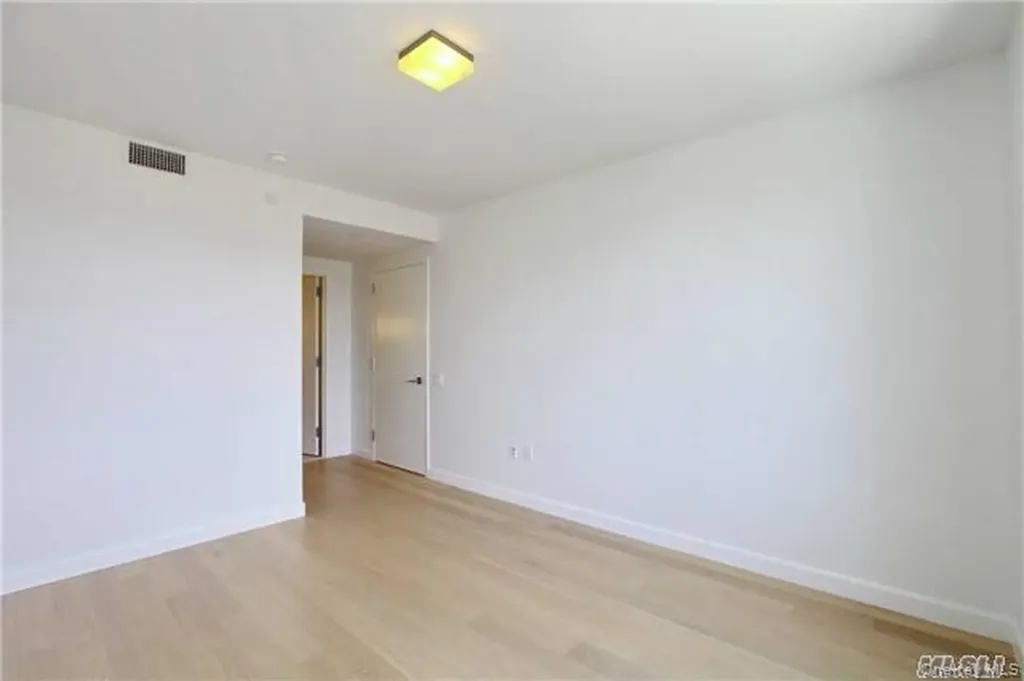 13835 39th Avenue Flushing NY 11354