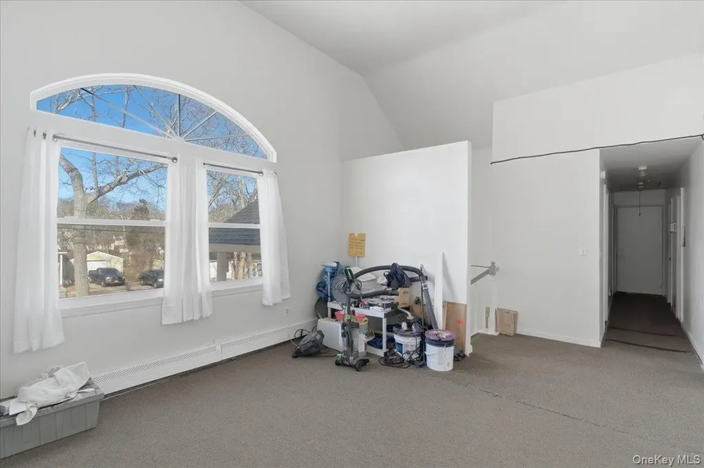 56 Park Lane Medford NY 11763