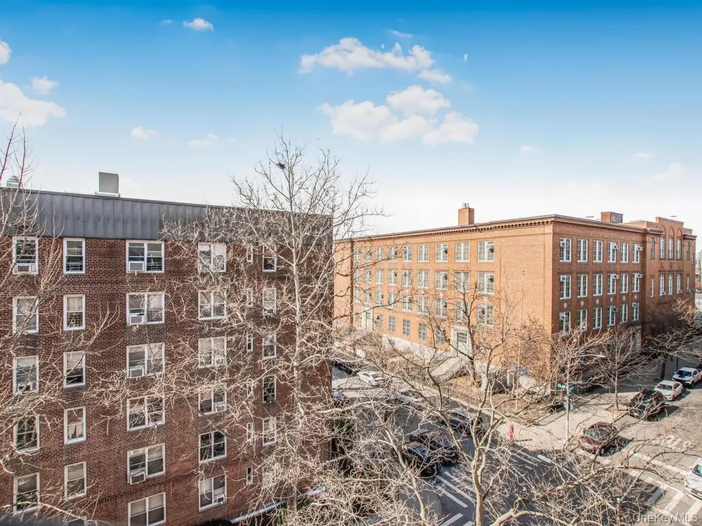 1480 Thieriot Avenue Bronx NY 10460