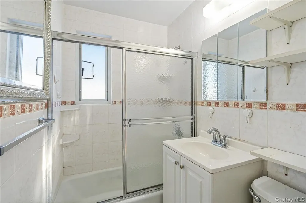 218-07 73rd Avenue Bayside NY 11364
