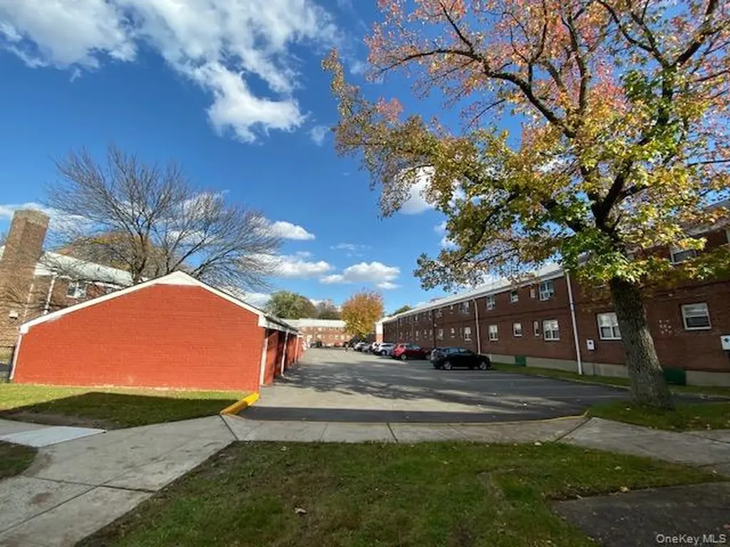 218-07 73rd Avenue Bayside NY 11364