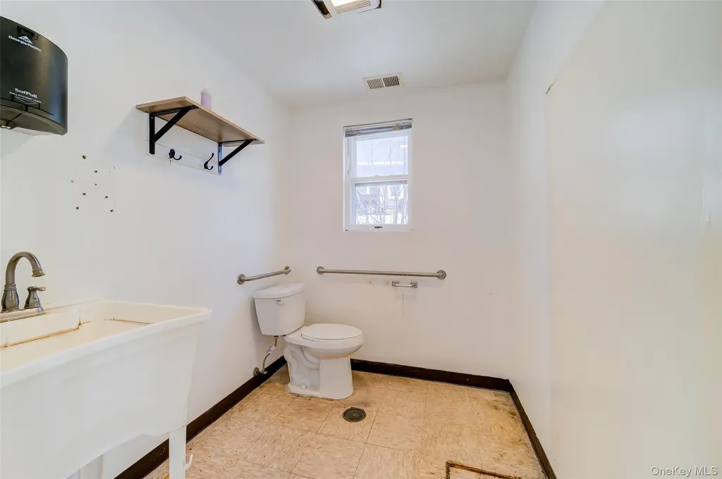 One Maple Avenue Harriman NY 10926