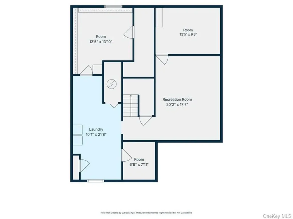 17 Windsor Gate Drive North Hills NY 11040