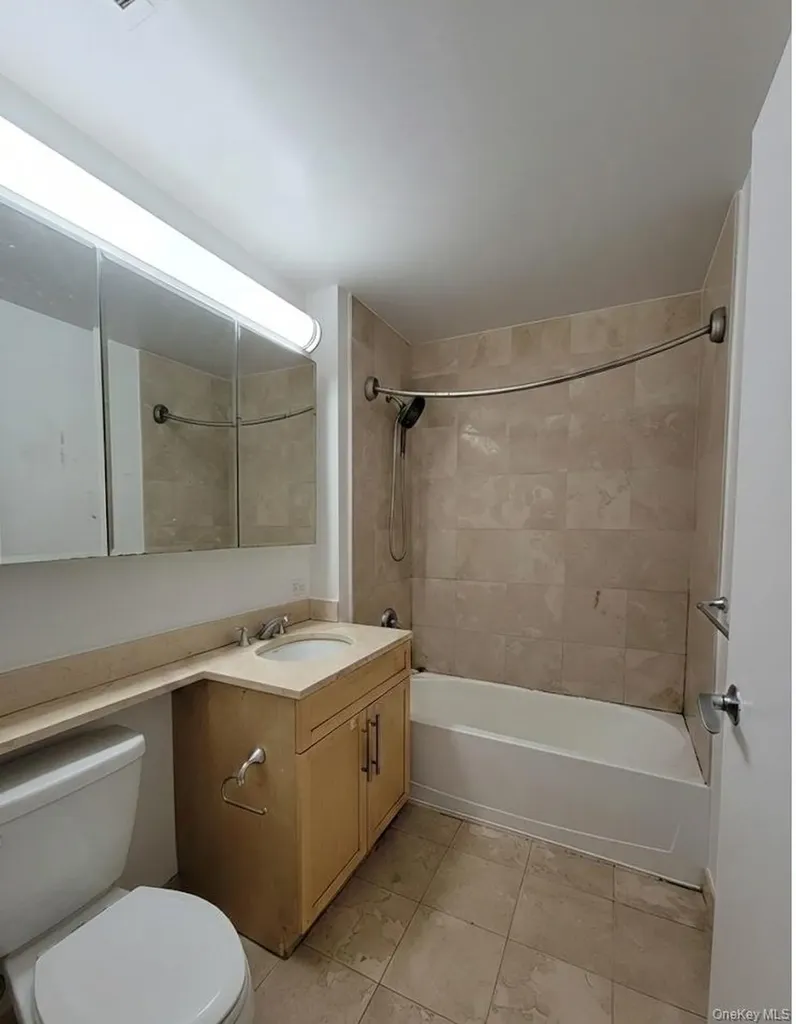 4028 College Point Boulevard Flushing NY 11354