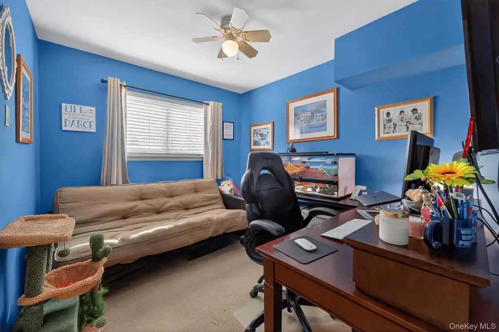 18 Hill Lane Smithtown NY 11787