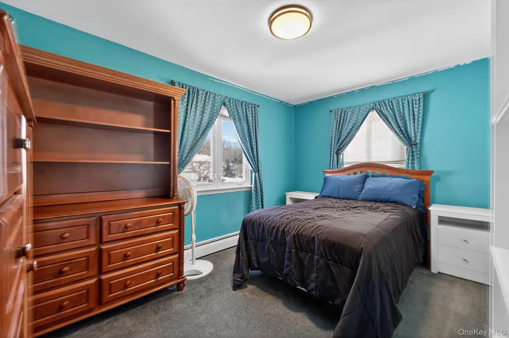 18 Hill Lane Smithtown NY 11787