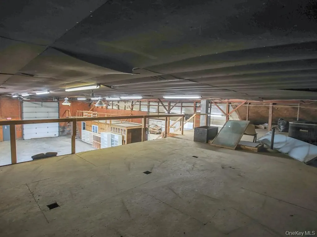 384 Onion Avenue New Hampton NY 10958