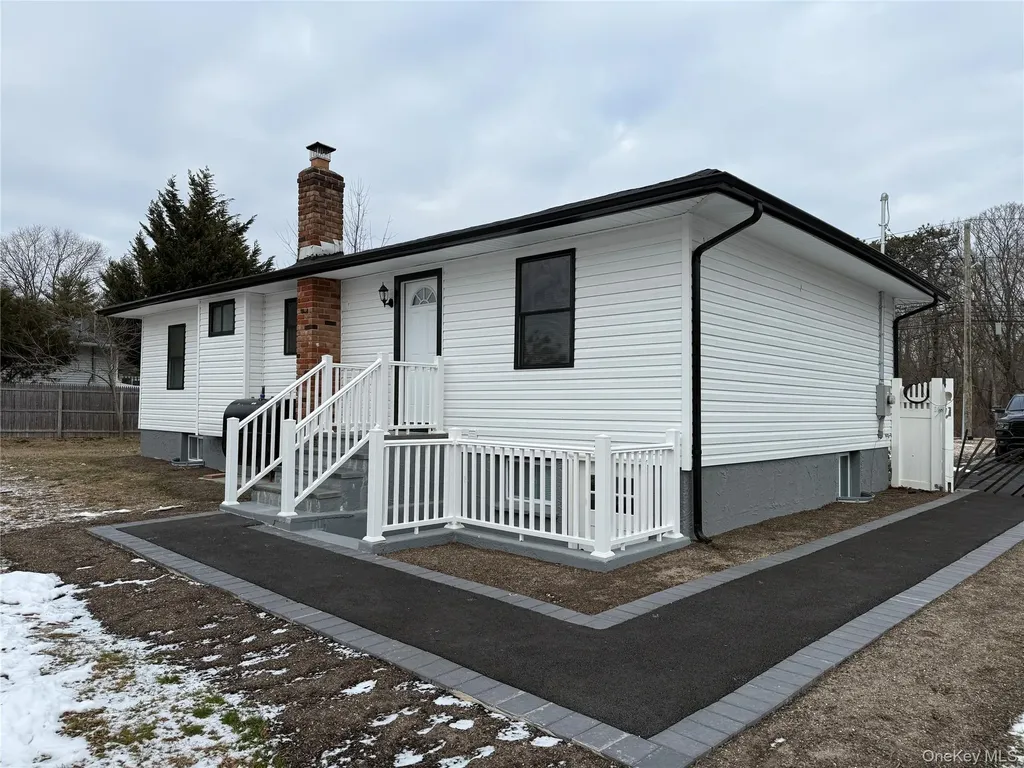 1068 Connetquot Avenue Central Islip NY 11722