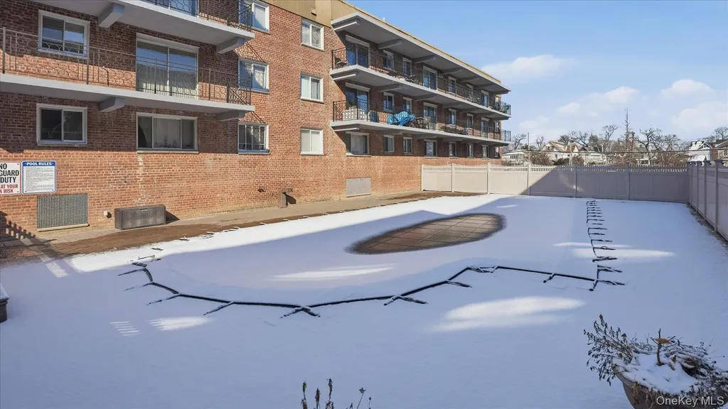 200 Atlantic Avenue Lynbrook NY 11563