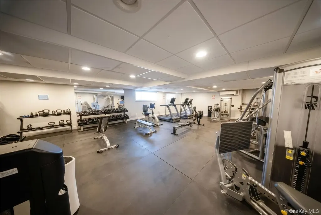 200 Atlantic Avenue Lynbrook NY 11563