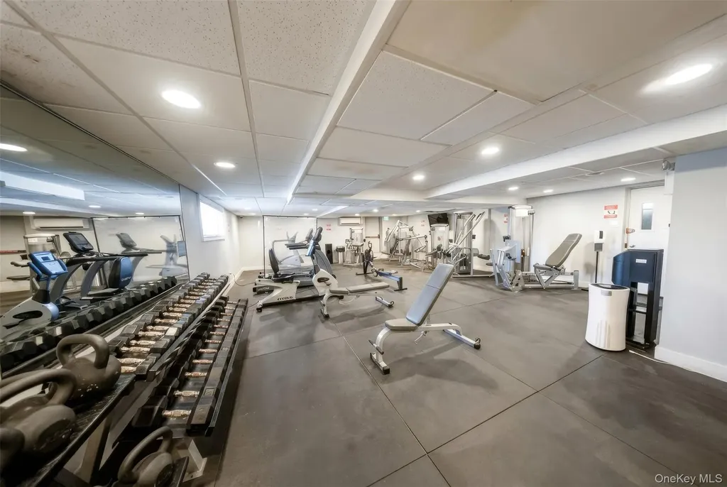 200 Atlantic Avenue Lynbrook NY 11563