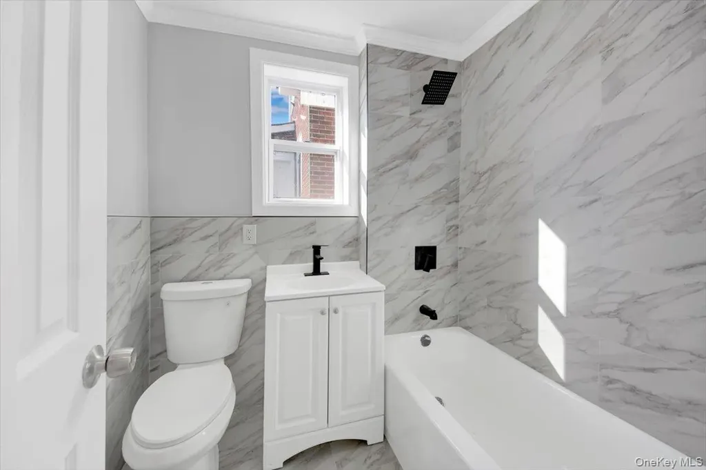 216 Pugsley Avenue Bronx NY 10473