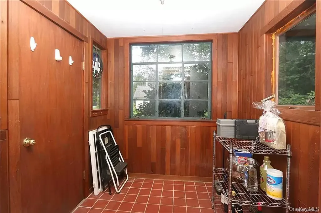 12 Mamanasco Road Carmel NY 10512