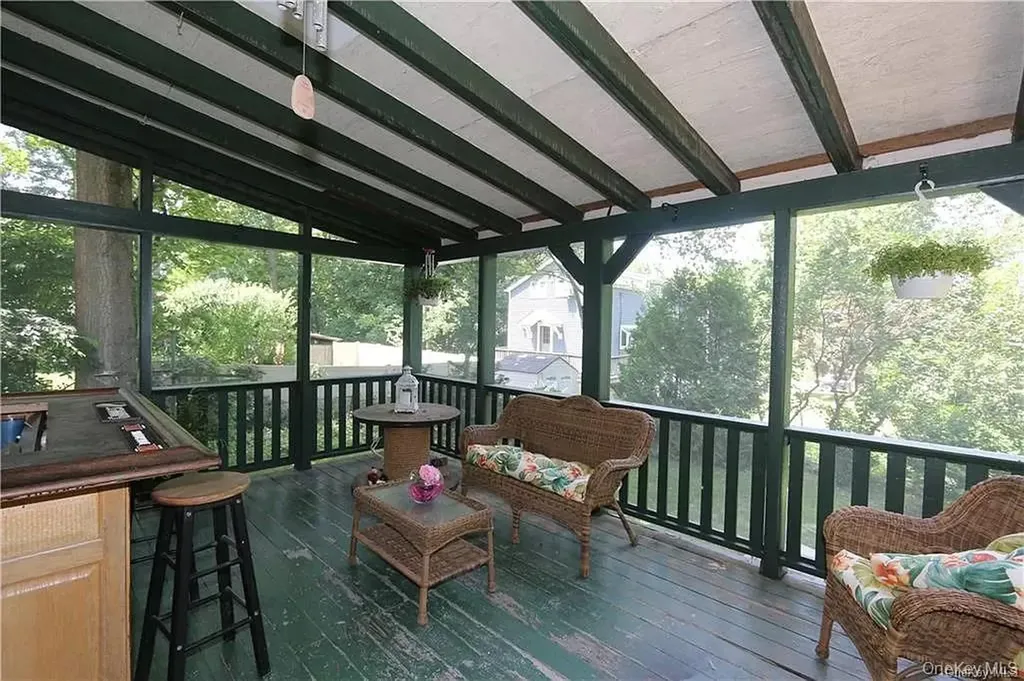 12 Mamanasco Road Carmel NY 10512