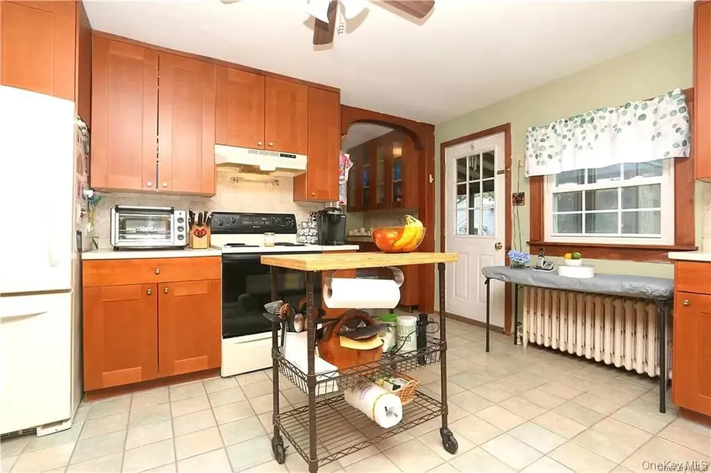 12 Mamanasco Road Carmel NY 10512