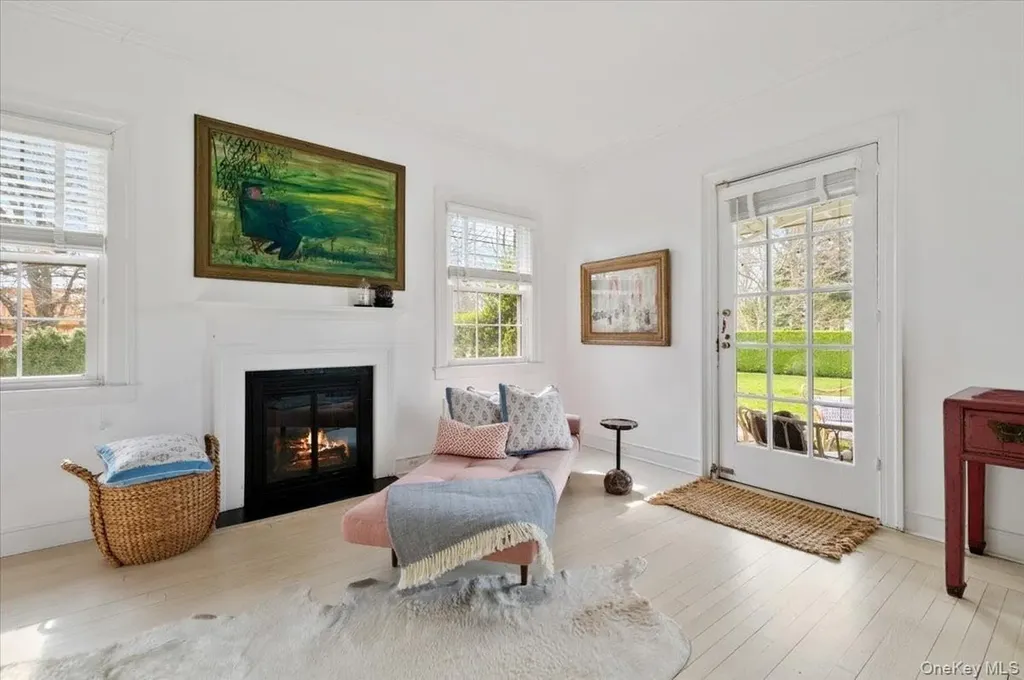 100 Ocean Avenue Lawrence NY 11559