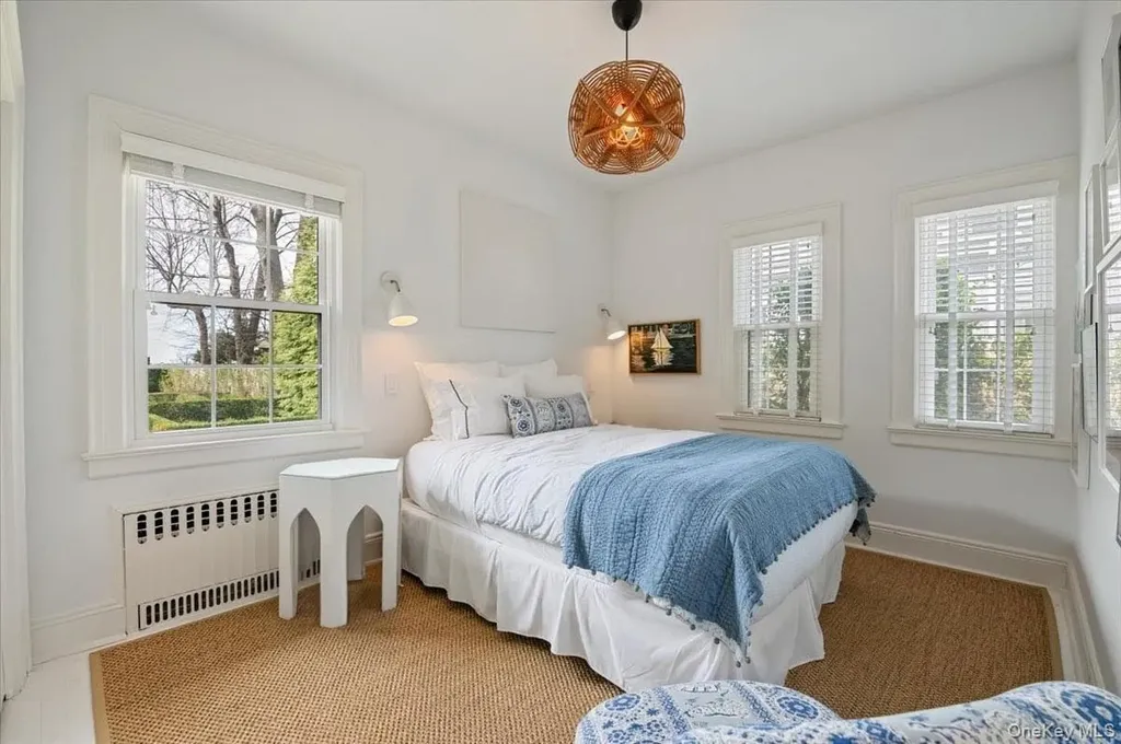 100 Ocean Avenue Lawrence NY 11559