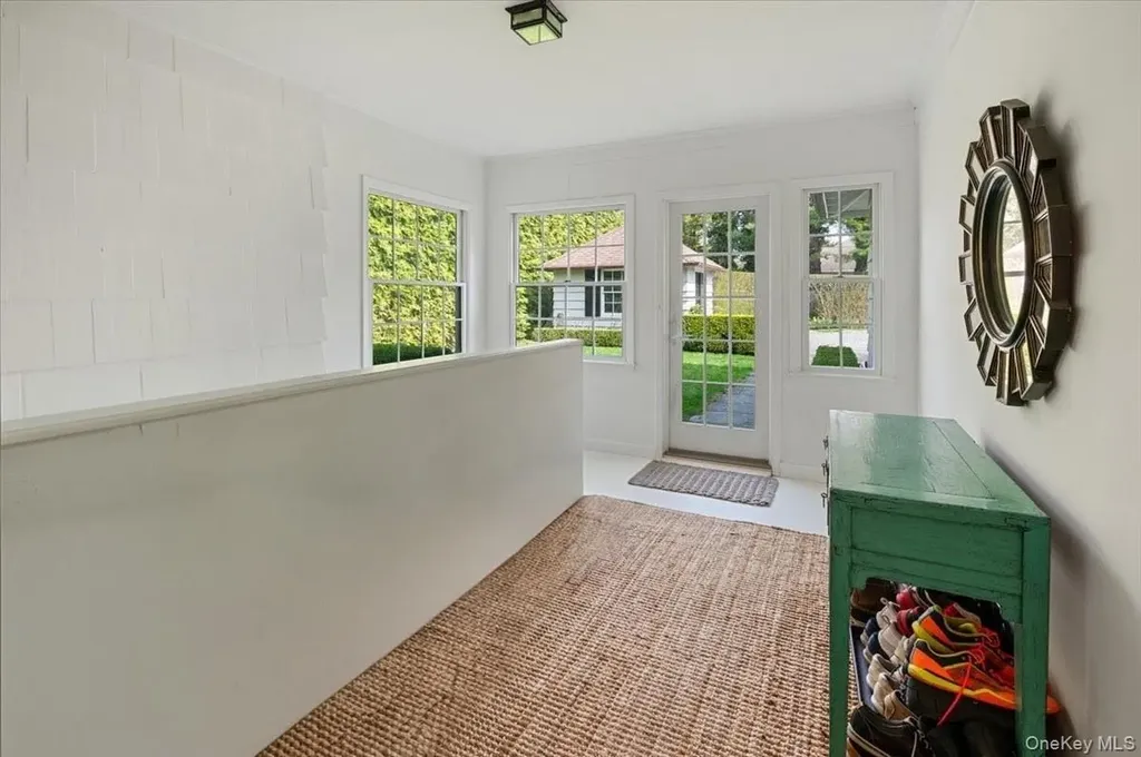 100 Ocean Avenue Lawrence NY 11559