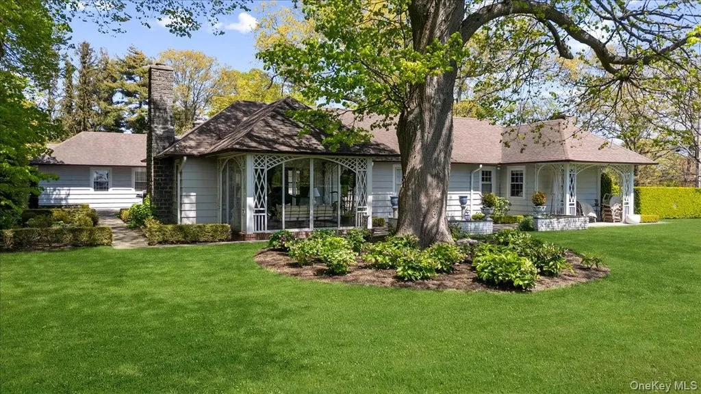 100 Ocean Avenue Lawrence NY 11559