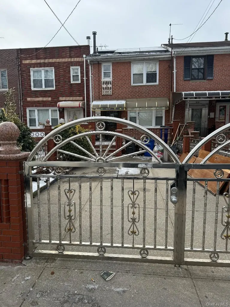 918 E 81st Street Brooklyn NY 11236