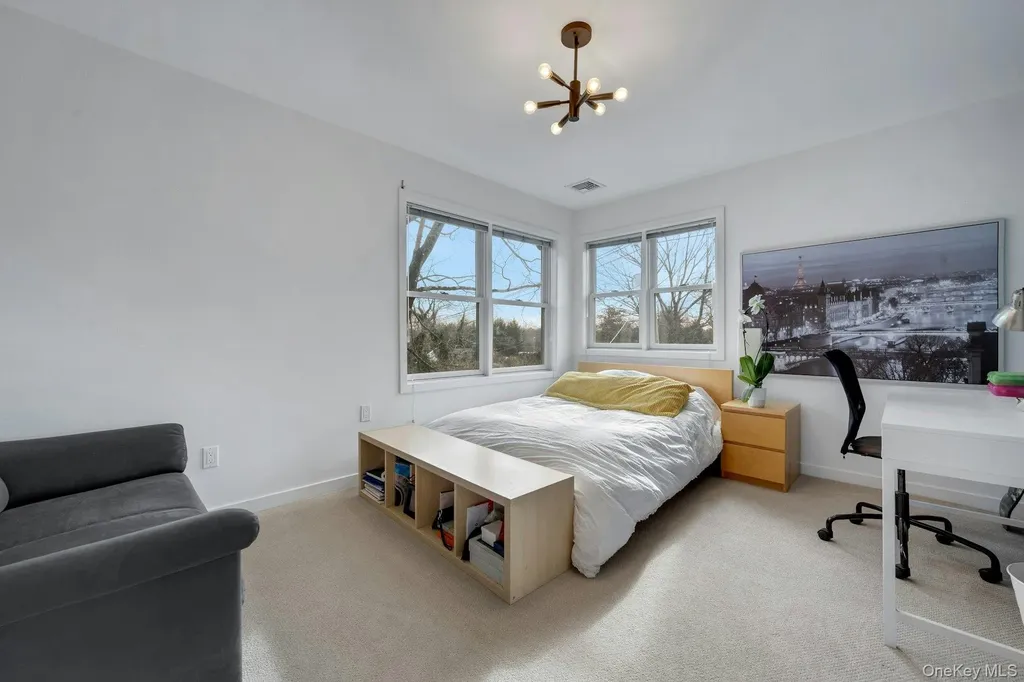 3 Old Lane Scarsdale NY 10583