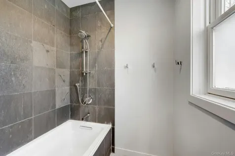 3 Old Lane Scarsdale NY 10583