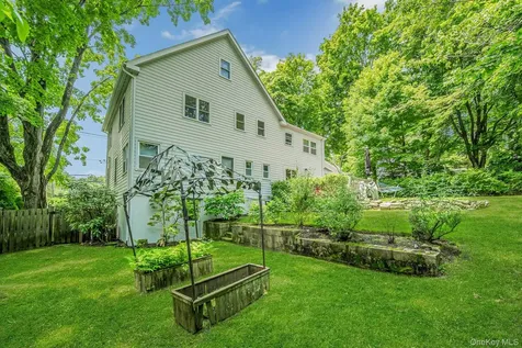 3 Old Lane Scarsdale NY 10583
