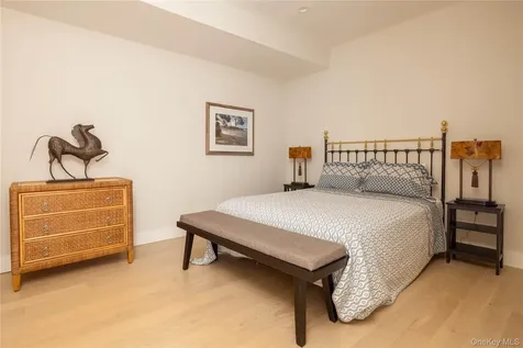 123 Sterling Avenue Greenport NY 11944