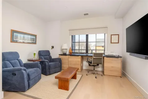123 Sterling Avenue Greenport NY 11944