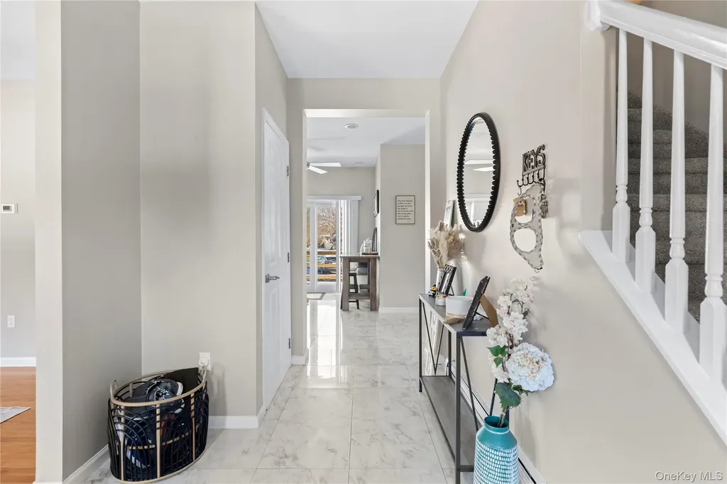 65 Ocean Avenue Bay Shore NY 11706