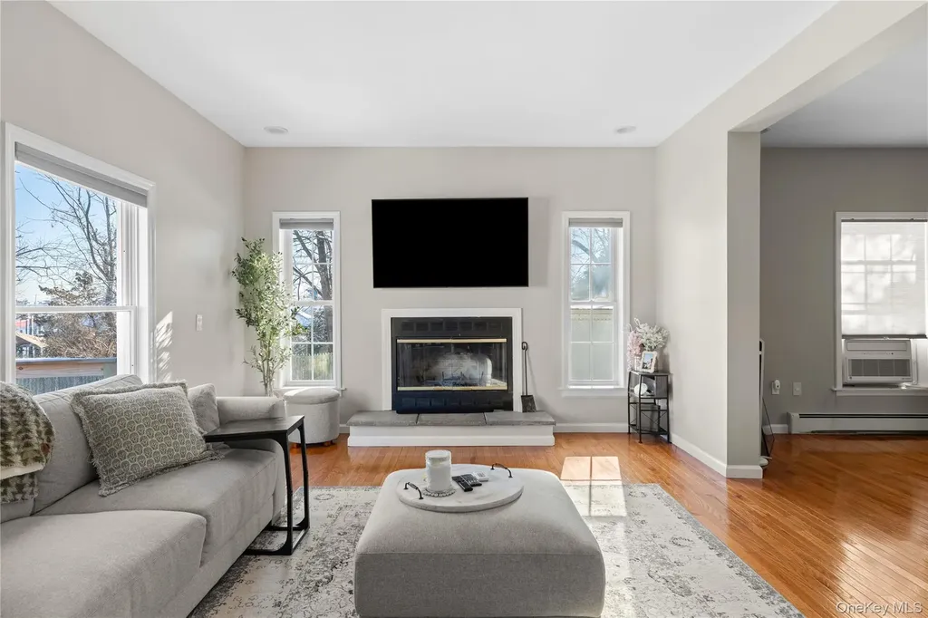 65 Ocean Avenue Bay Shore NY 11706