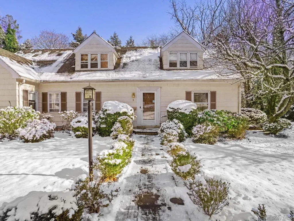 1 Village Lane Bronxville NY 10708