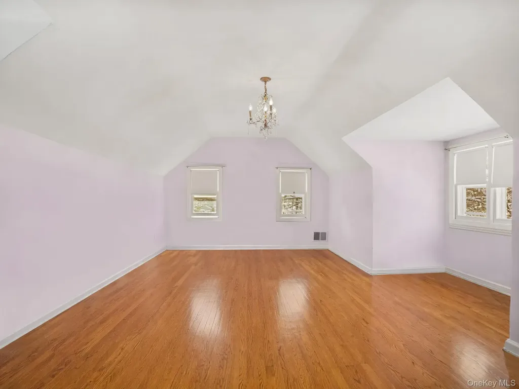 1 Village Lane Bronxville NY 10708