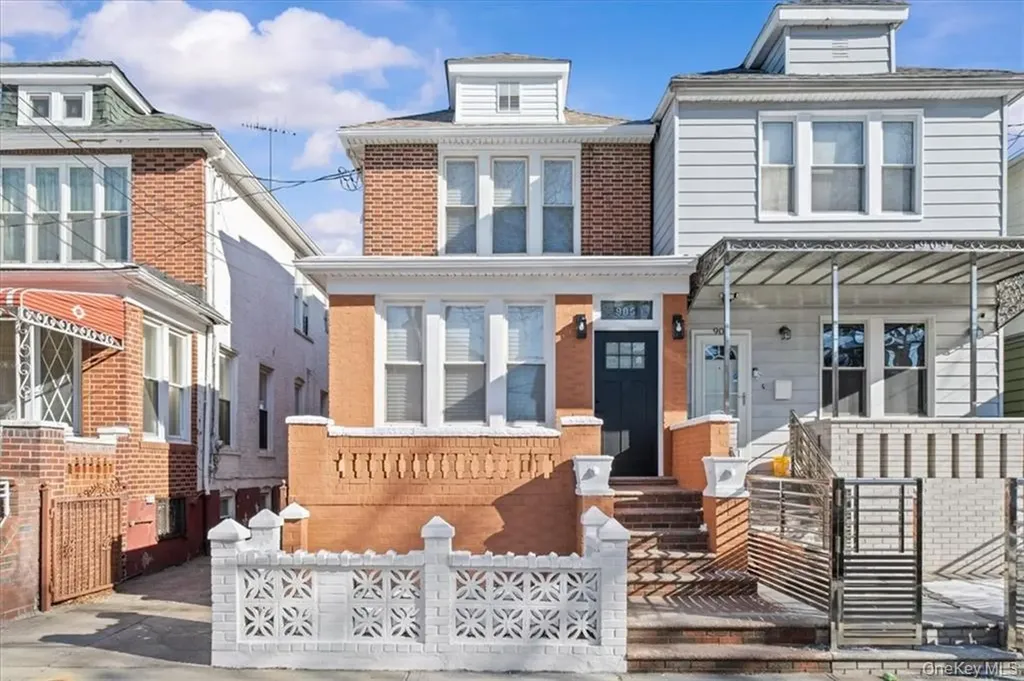 905 E 49th Street Brooklyn NY 11203