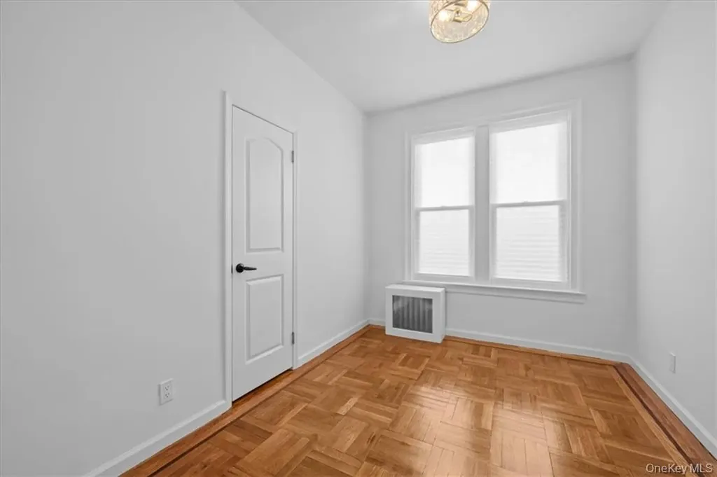 905 E 49th Street Brooklyn NY 11203