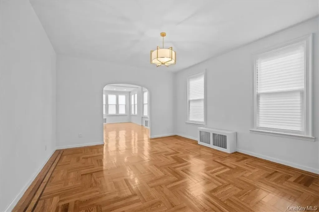 905 E 49th Street Brooklyn NY 11203
