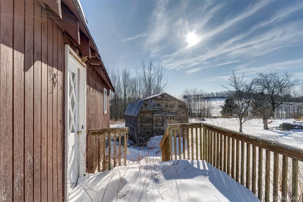 877 County Route 164 Callicoon NY 12723
