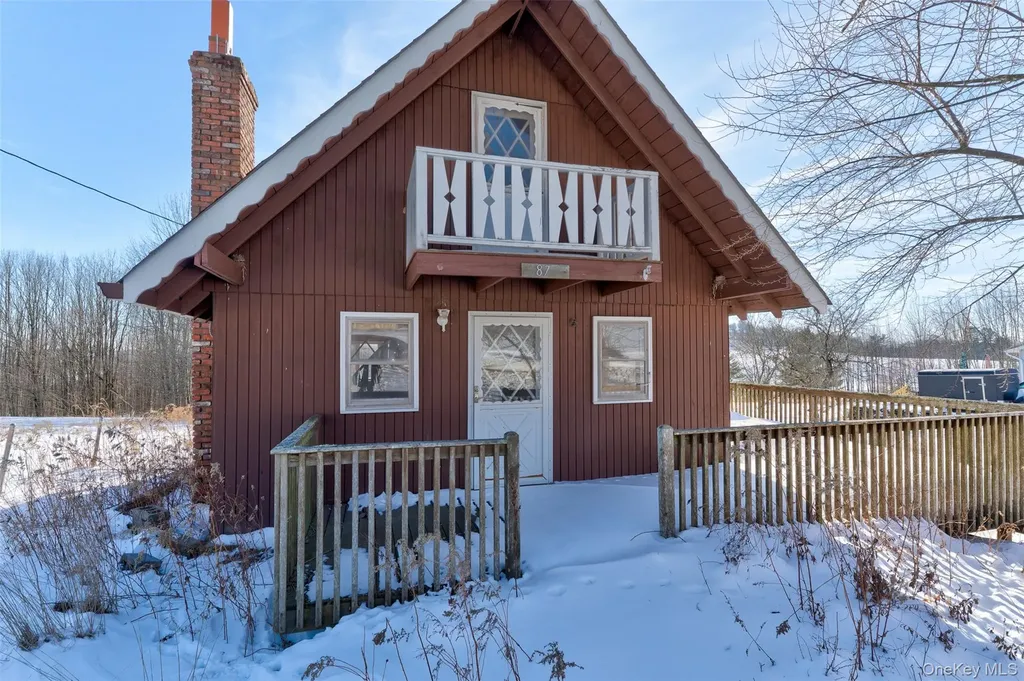 877 County Route 164 Callicoon NY 12723