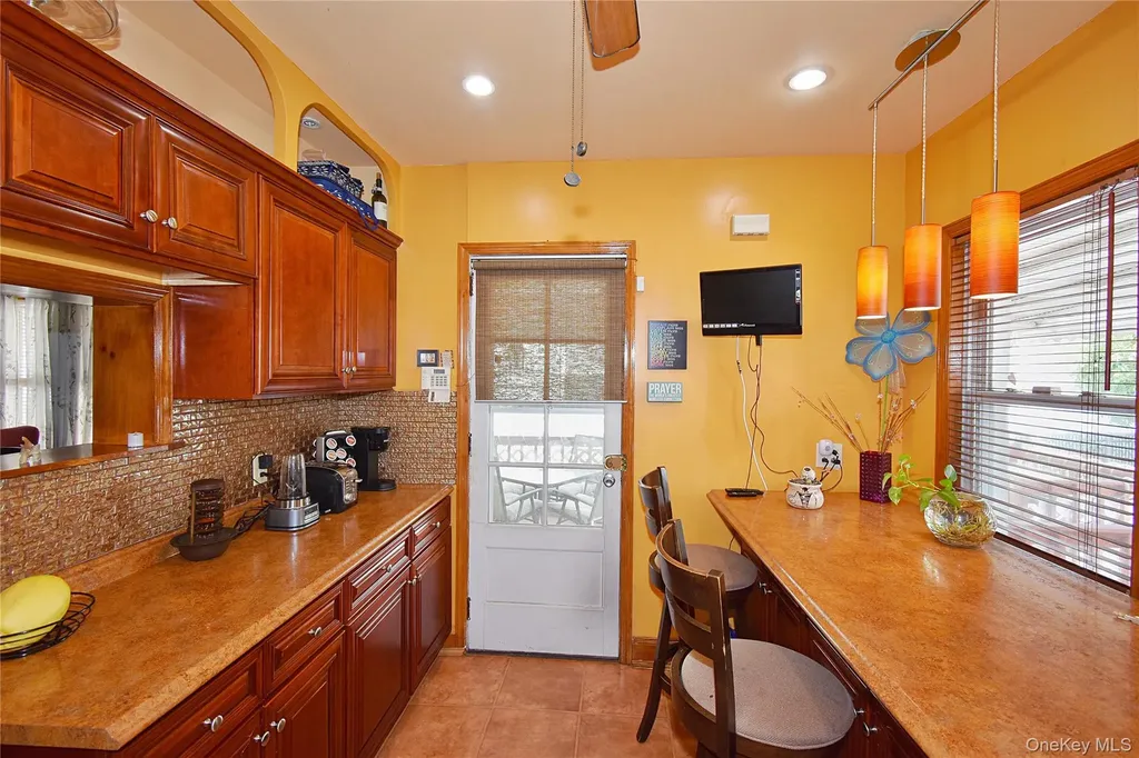 142 Beechwood Avenue Mount Vernon NY 10553