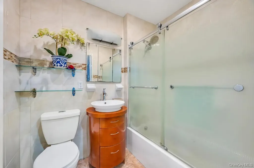 69-07 43rd Avenue Woodside NY 11377