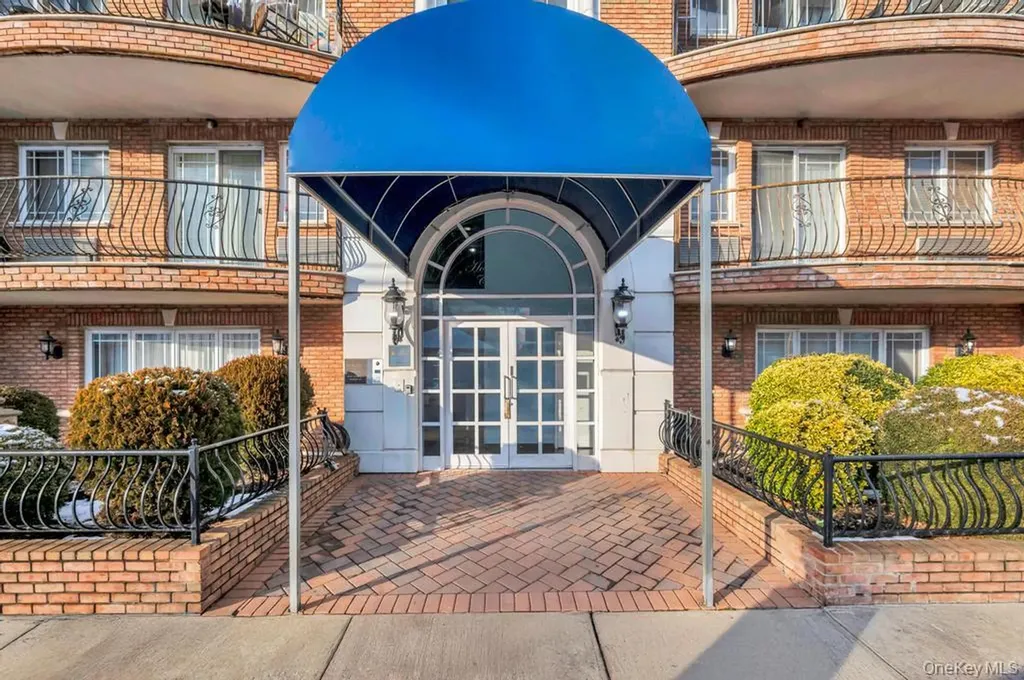 69-07 43rd Avenue Woodside NY 11377