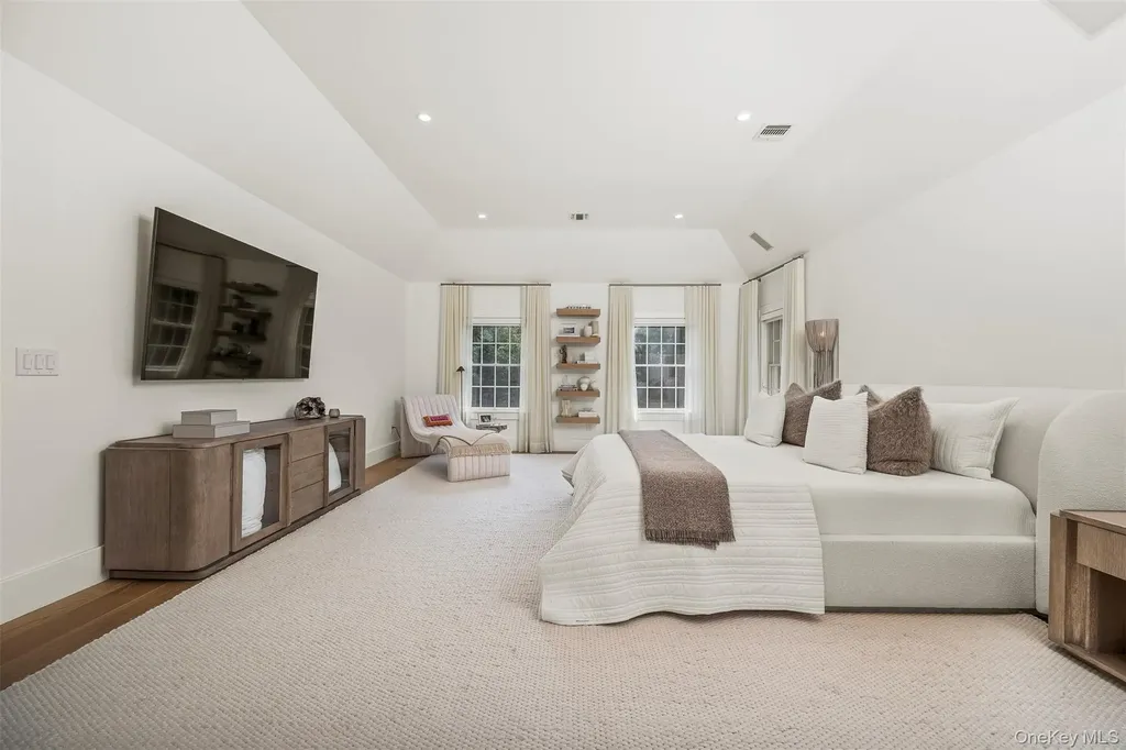 55 Sarles Street Armonk NY 10504