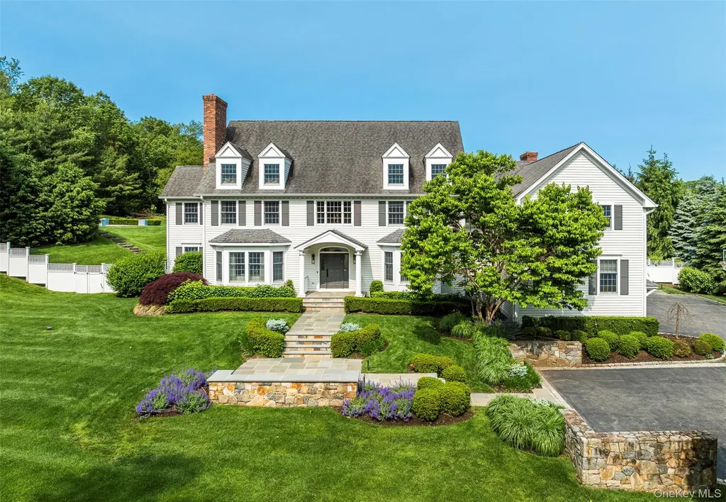 55 Sarles Street Armonk NY 10504
