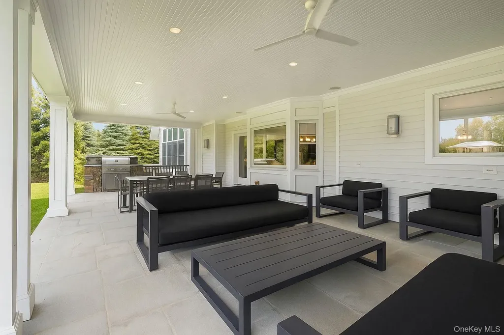 55 Sarles Street Armonk NY 10504