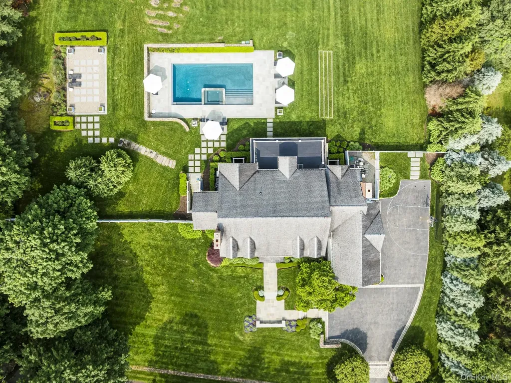 55 Sarles Street Armonk NY 10504
