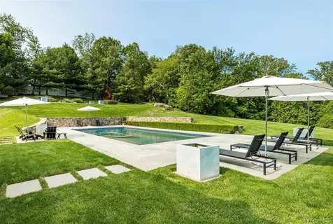 55 Sarles Street Armonk NY 10504