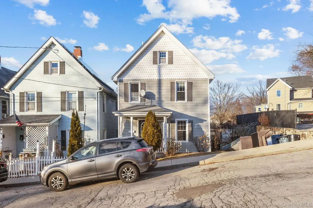 983 Warren Avenue Peekskill NY 10566