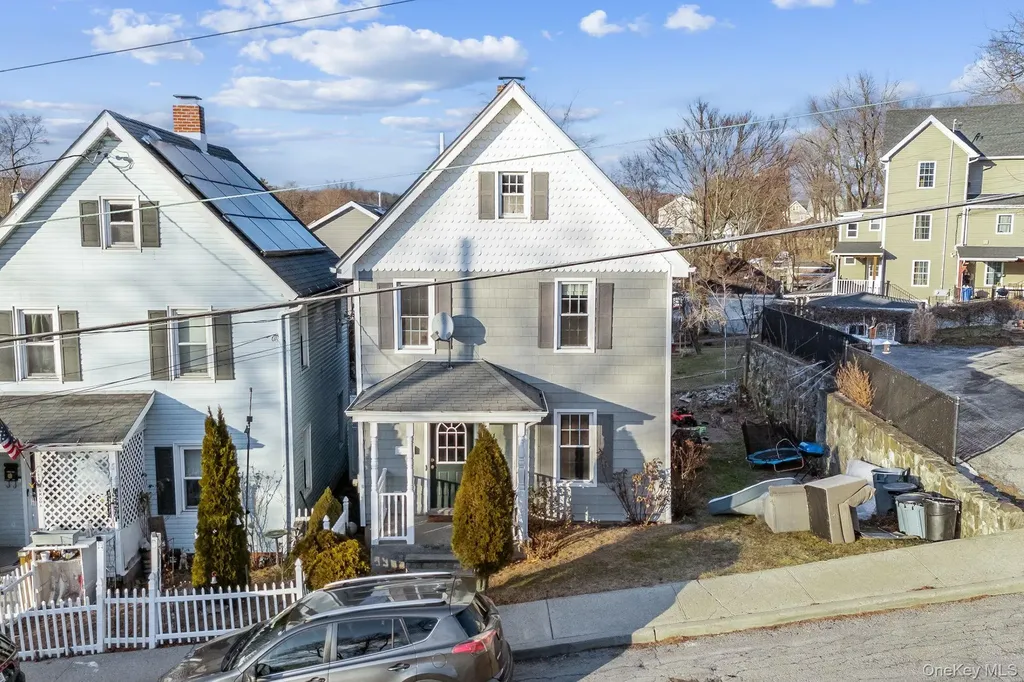 983 Warren Avenue Peekskill NY 10566