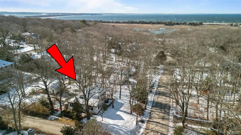 32 Hillside Road Stony Brook NY 11790